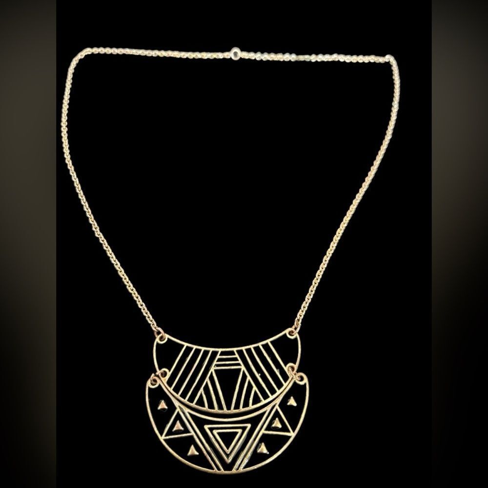 Forever 21 Black Enamel Gold Tone Necklace